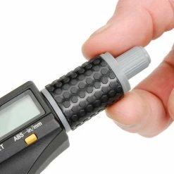 Fowler Xtra Value 0-1"/25.4MM IP54 Digital Micrometer Data Output & Ratchet Stop Thimble -Cord Reels Shop B476725 05
